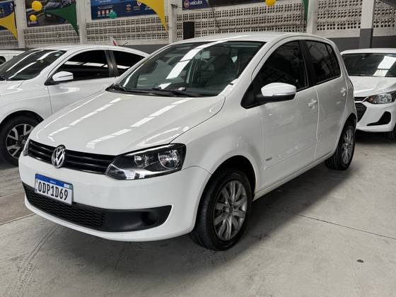 VOLKSWAGEN FOX 1.0 MI 8V FLEX 2P MANUAL VOLKSWAGEN FOX 1.0 MI 8V FLEX 2P MANUAL